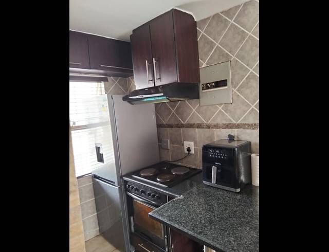 2 BEDROOM TOWNHOUSE FOR SALE IN NORKEM PARK